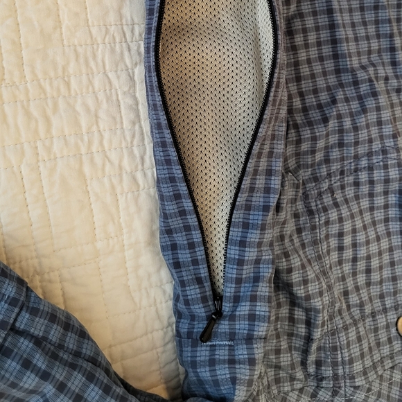 Mountain Hardwear Men's Small S/S Hiking Shirt - Picture 5 of 7